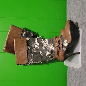 Wild Rose Multicolored Navy Boots